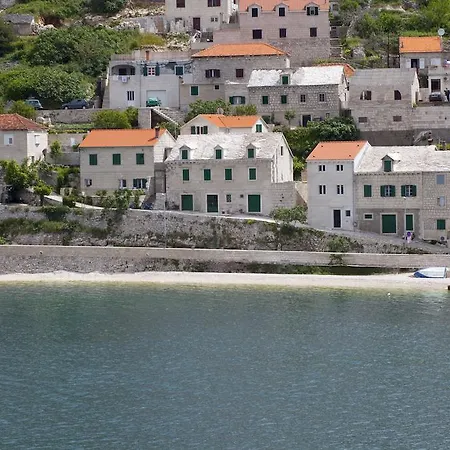 House Tea, For 5, Sea View, 5m Away From The Sea Pucisca
