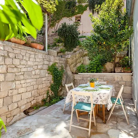 Vakantiehuis House Tea, For 5, Sea View, 5m Away From The Sea Pucisca